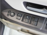 ◆パワーウィンドウスイッチ◆運転席から全席の窓の開閉操作を行うことが出来いつでも換気ができます!