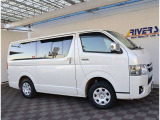 お車のご納車は待ち遠しいもの。1日でも早くご納車が出来るよう、整備拠点と販売店を結ぶ輸送ラインを確立しております。