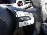 Hondaセンシングの機能のひとつ、アダプティブクルーズコントロール付!アクセルから足を離しても設定したスピードと前車との車間を保ち走行してくれます!車線維持もアシスト☆高速道路で疲労軽減ですね☆