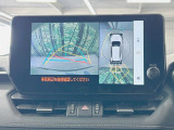 【パノラミックビューモニター】専用のカメラにより、上から見下ろしたような視点で360度クルマの周囲を確認することができます☆死角部分も確認しやすく、狭い場所での切り返しや駐車もスムーズに行えます。