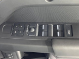 ボタン一つで自分好みの運転位置を一瞬で再現します!シートや鏡の位置を記憶できるので、家族で運転を交代してもすぐにベストな姿勢に戻せます。細かく電動調節でき、長距離ドライブでも疲れず快適です。