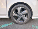 純正アルミホイール タイヤサイズ 205/50R17