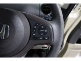 Hondaセンシングの機能のひとつ、アダプティブクルーズコントロール付!アクセルから足を離しても設定したスピードと前車との車間を保ち走行してくれます!車線維持もアシスト☆高速道路で疲労軽減ですね☆