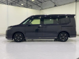 【ホンダセンシング】衝突軽減ブレーキ、誤発進抑制機能、車線維持支援、パーキングセンサー、渋滞運転支援、標識認識機能。路外逸脱抑制機能。オートハイビーム、渋滞追従クルーズ、等※車によって装備が異なります