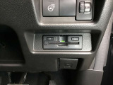 ETCが装着されています。再セットアップ後高速道路の料金所をノンストップで通過できて大変便利です。