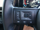 ステアリングスイッチ 手元でオーディオ操作やメーター内の車両設定を行えます!