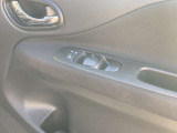 運転席パワーウインドウスイッチ