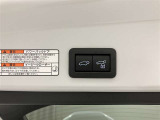 お車の後方画像です。
