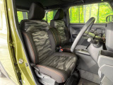 運転席シート廻りは使用感も少なく、良好な状態となっています。丁寧に使われていたことがよくわかりますね。