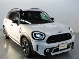 フロントフェイスはMINIアイコンとして永らく愛されるデザイン性の良さと、ブランドの魅力を感じる事ができます。