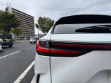 暗い道でも明るいライトでサクサク運転できますよ!