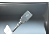 USB接続ケーブル付き