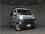 高輝度で点灯速度が速く、しかも消費電力の少ないLEDヘッドライトが装備されています!LEDの明るい光が走行中の視界の確保をサポートして、夜のドライブがより楽しく安全に運転できます♪