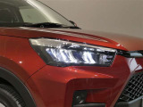 LEDヘッドライトです。デザイン性がよくとても明るいので、夜間の走行や悪天候でも安心です。しかも長寿命!