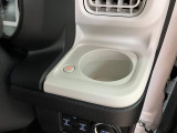 保温機能付きのカップホルダーもありますよ♪