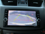 バックビューモニター装備なので、後方の安全確認ができ、スマートに駐車できますね♪