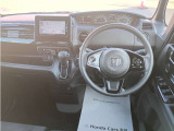 運転席周りの画像です