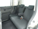 ◆室内は、シートクリーニングや各部の徹底した清掃を実施し、消臭・除菌処理を行っています。しかも、全ての差上で天然成分の薬剤にこだわり安心・安全へも配慮しています。