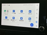 ナビ画面から各種サービスやアプリ連携、天気などのメニューにアクセスでき、目的に応じて使いたい項目を選びやすい構成です。日々の移動をサポートする装備として活躍します。