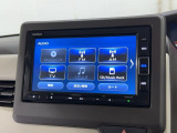 【オーディオソース】フルセグTV、CD/DVD再生やBluetooth接などロングドライブを楽しめます。