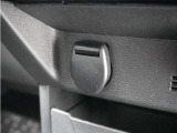 ◆12V電源ソケット◆スマートフォンの充電等にも便利な電源ソケット!使いやすい場所に装備されています。