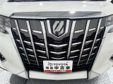 フロントグリルが目立ち、かっこよさが増します!
