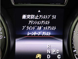 ■レーダーセーフティパッケージ(ディストロニック・プラス、ブラインドスポットアシスト、レーンキーピングアシスト、PRE-SAFE) ■アクティブブレーキアシスト(衝突被害軽減ブレーキ)