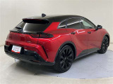 前席より後部ガラスはプライバシーガラスとなっております。