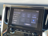 【純正ナビ】人気の純正ナビを装備。オーディオ機能も充実しており、Bluetooth接続すればお持ちのスマホやMP3プレイヤーの音楽を再生可能!毎日の運転がさらに楽しくなります!!