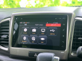 画面からディスクやラジオ、テレビ、USBなどのメディアを選べる構成です。使いたい音源を確認しやすく、日常の移動中もお好みに合わせて活用いただけます。