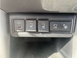 左から、ケーブル差込口、運転席・助手席シートヒーター、パノラミックビューモニター(車全体を上から見た映像をモニターに映します)、アドバンストパーク(駐車スペースを確保すると自動で駐車します)です!