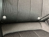 シート表皮はモケットタイプです。