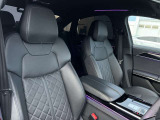 【シートマッサージ機能装備】快適な運転が可能です。Audiの中でもハイエンドモデルに装備されている内容でございます。