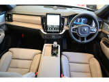 XC90 ウルトラ T8 AWD プラグインハイブリッド 4WD 