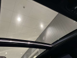 サンルーフが装備されている場合の車両は、開放感がありドライブを楽しくさせてくれます!!