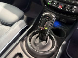 ワンオーナー 限定車 セージグリーン ドライブレコーダー ACC シートヒーター 青革シート  アップルカープレイ 前後PDC USB 禁煙車 正規認定中古車 全国正規ディーラー保証付/2年・走行距離無制限