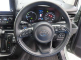 ぜひ展示車の運転席に座ってみてください。