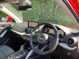 Audiのインテリアはエクステリア同様、優れたデザイン性とクオリティ、そして機能性を兼ね備えております。
