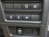 【両側電動スライドドア】 車外、車内問わず、ワンタッチ開閉☆軽スーパーハイトワゴンには必須アイテムですよね☆