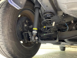 お車を安心してお乗りいただく為には、足回りの定期点検が欠かせません。サービスサポート(有償保証)では無料点検もご提供しており、安心のカーライフをお過ごしいただけるサポート体制が整っています。