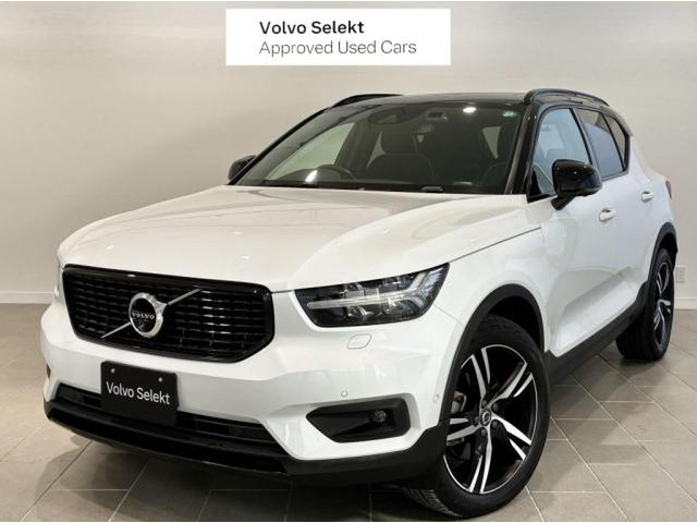 XC40 B4 AWD Rデザイン 4WD