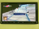 画面でテレビ番組を視聴できるため、休憩などで停車している時間も車内で映像を楽しめます。表示内容を確認しやすく、音声や画面の操作も手元のボタンから行える便利な装備です。