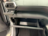 認定中古車はご購入から1年間・距離無制限の保証付き!(年式により6ケ月・距離無制限となります)