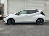 アクア  1.5 Z E-Four 4WD