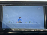 画面にはテレビ映像が表示され、停車中に番組を視聴してお過ごしいただけます。映像を楽しみたい休憩時間にも活用しやすく、車内で過ごすひとときの選択肢が広がります。