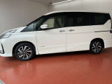 ドアバイザー付の車両です