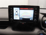 バックモニターを装備しています。車庫入れ時等に車両後方が確認出来るのでとても便利です。