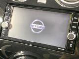 【純正ナビ】人気の純正ナビを装備しております。ナビの使いやすさはもちろん、オーディオ機能も充実!キャンプや旅行はもちろん、通勤や買い物など普段のドライブも楽しくなるはず♪
