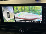 【アラウンドビューモニター】専用のカメラにより、上から見下ろしたような視点で360度クルマの周囲を確認することができます☆死角部分も確認しやすく、狭い場所での切り返しや駐車もスムーズに行えます。