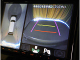 全方位カメラ装備☆前後左右4つのカメラが上から見ているように映すので安心して駐車できます♪